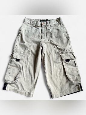 Mudd Men's Cargo Shorts in Light Khaki with Black Accents